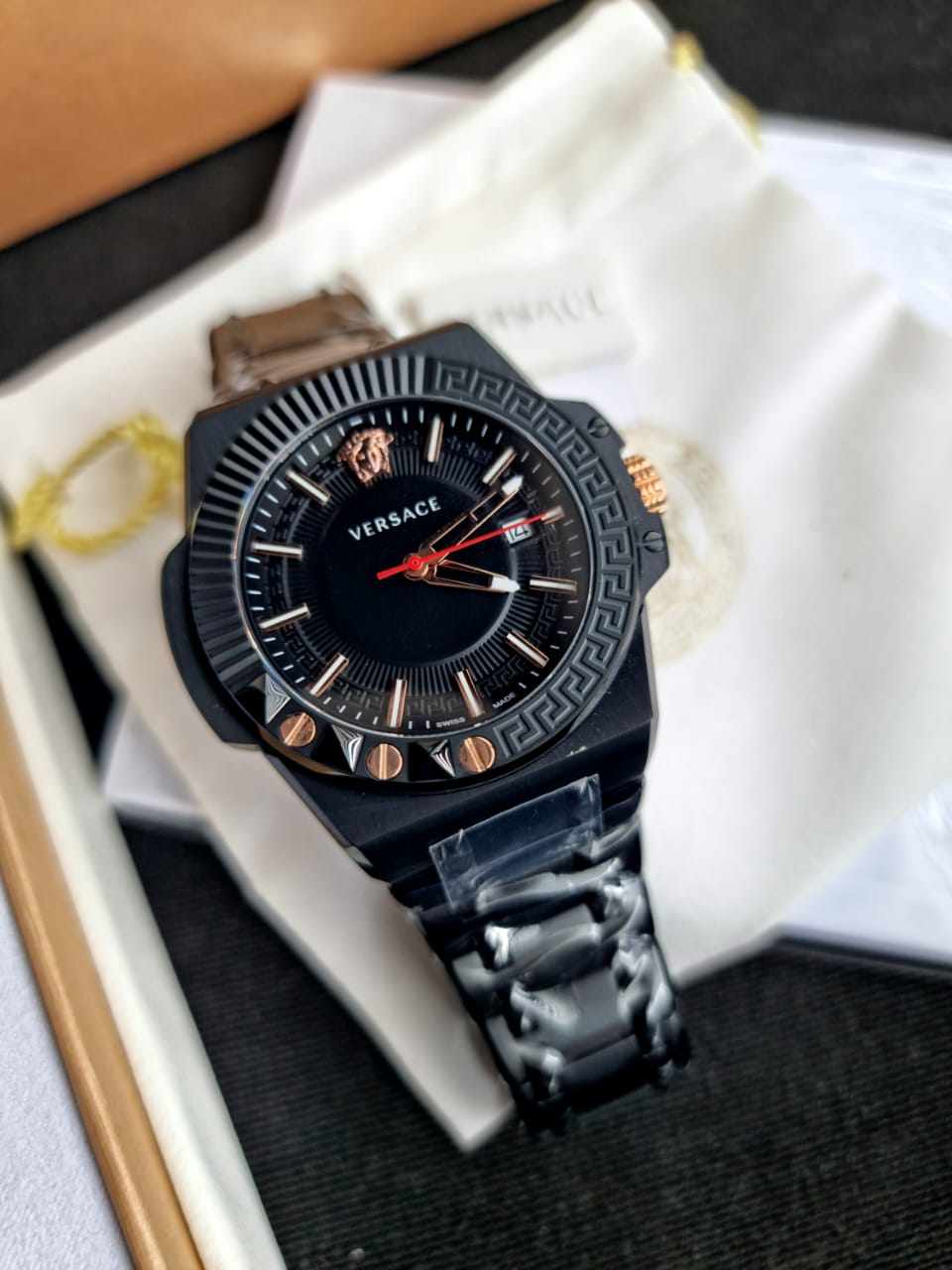  Shop Authentic Versace Chain Reaction Quartz Black Dial Black Steel Strap Watch for Men - VEDY00719 - Luxxuri