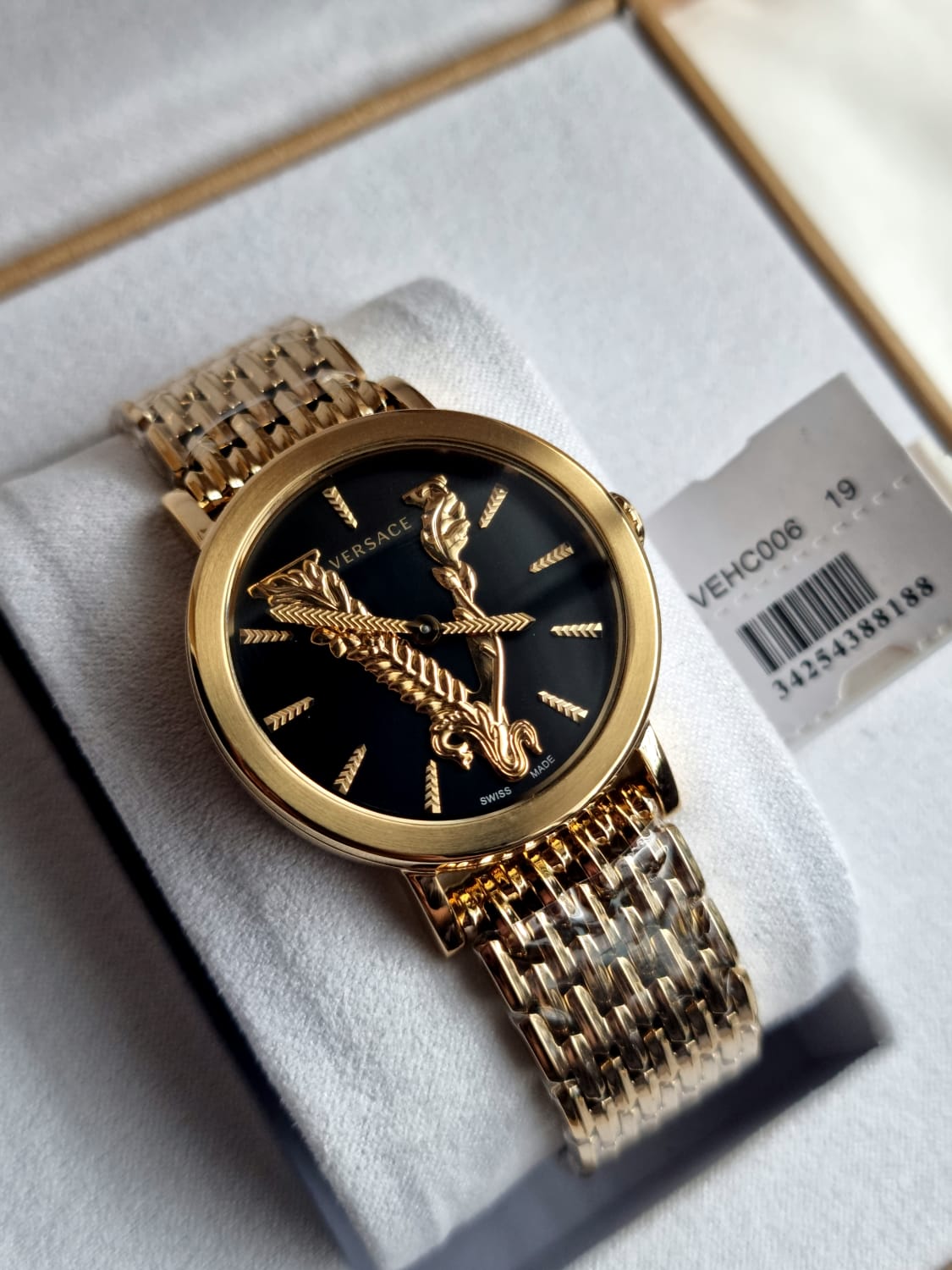  Shop Authentic Versace Virtus Quartz Black Dial Gold Steel Strap Watch for Women - VEHC00619 - Luxxuri