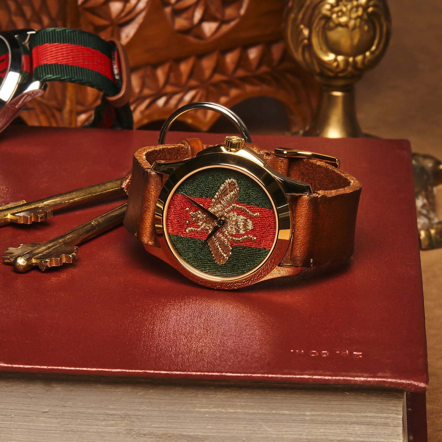  Shop Authentic Gucci G Timeless Quartz Green & Red Dial Brown Leather Strap Watch For Men - YA126451 - Luxxuri