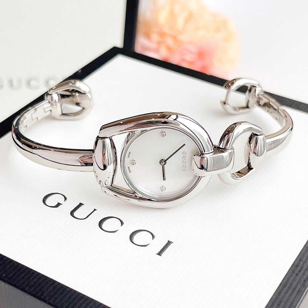  Shop Authentic Gucci Horsebit Collection Diamonds Mother of Pearl Dial Silver Steel Strap Watch For Women - YA139506 - Luxxuri