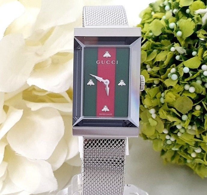  Shop Authentic Gucci G Frame Red and Green Dial Silver Mesh Bracelet Watch For Women - YA147401 - Luxxuri