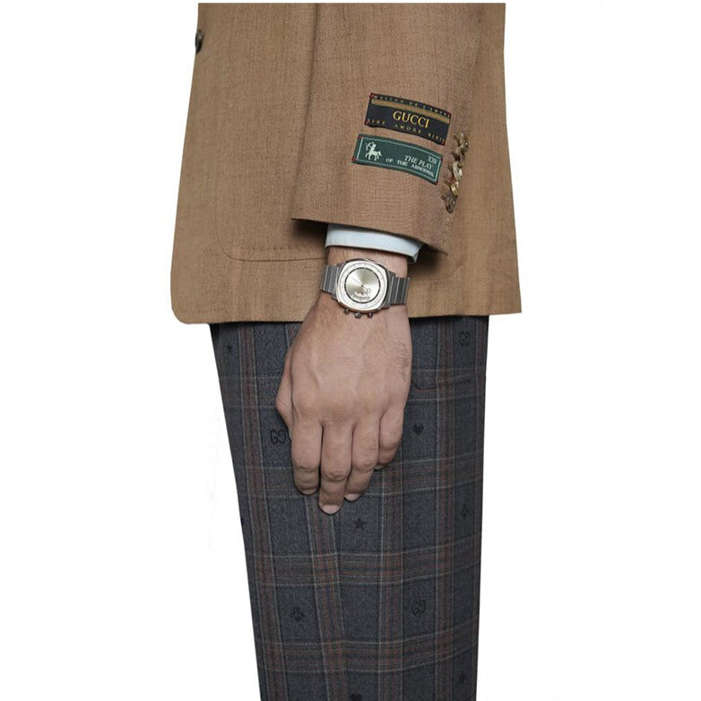  Shop Authentic Gucci Grip Collection Quartz Silver Dial Silver Steel Strap Watch For Men - YA157302 - Luxxuri