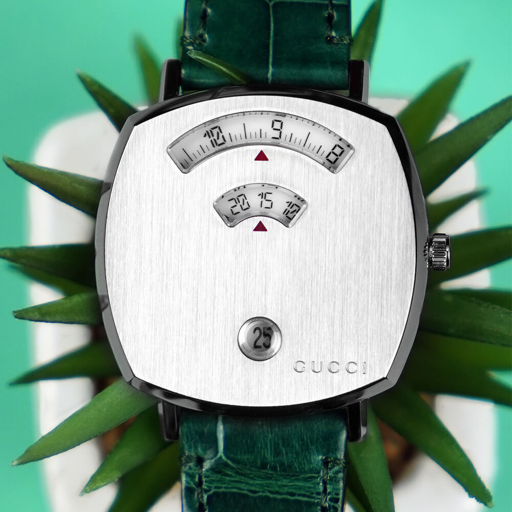  Shop Authentic Gucci Grip Quartz Silver Dial Green Leather Strap Watch For Women - YA157404 - Luxxuri