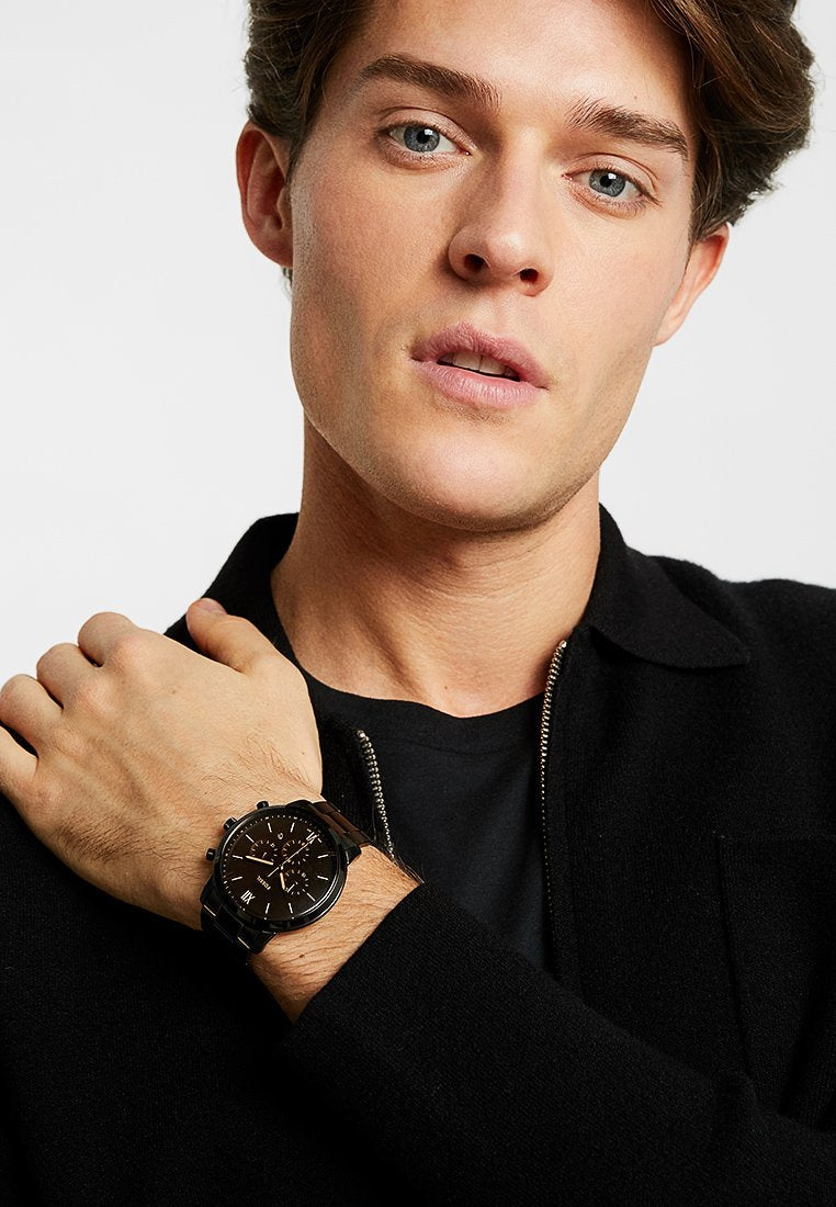  Shop Authentic Fossil Neutra Chronograph Black Dial Black Steel Strap Watch for Men - FS5525 - Luxxuri