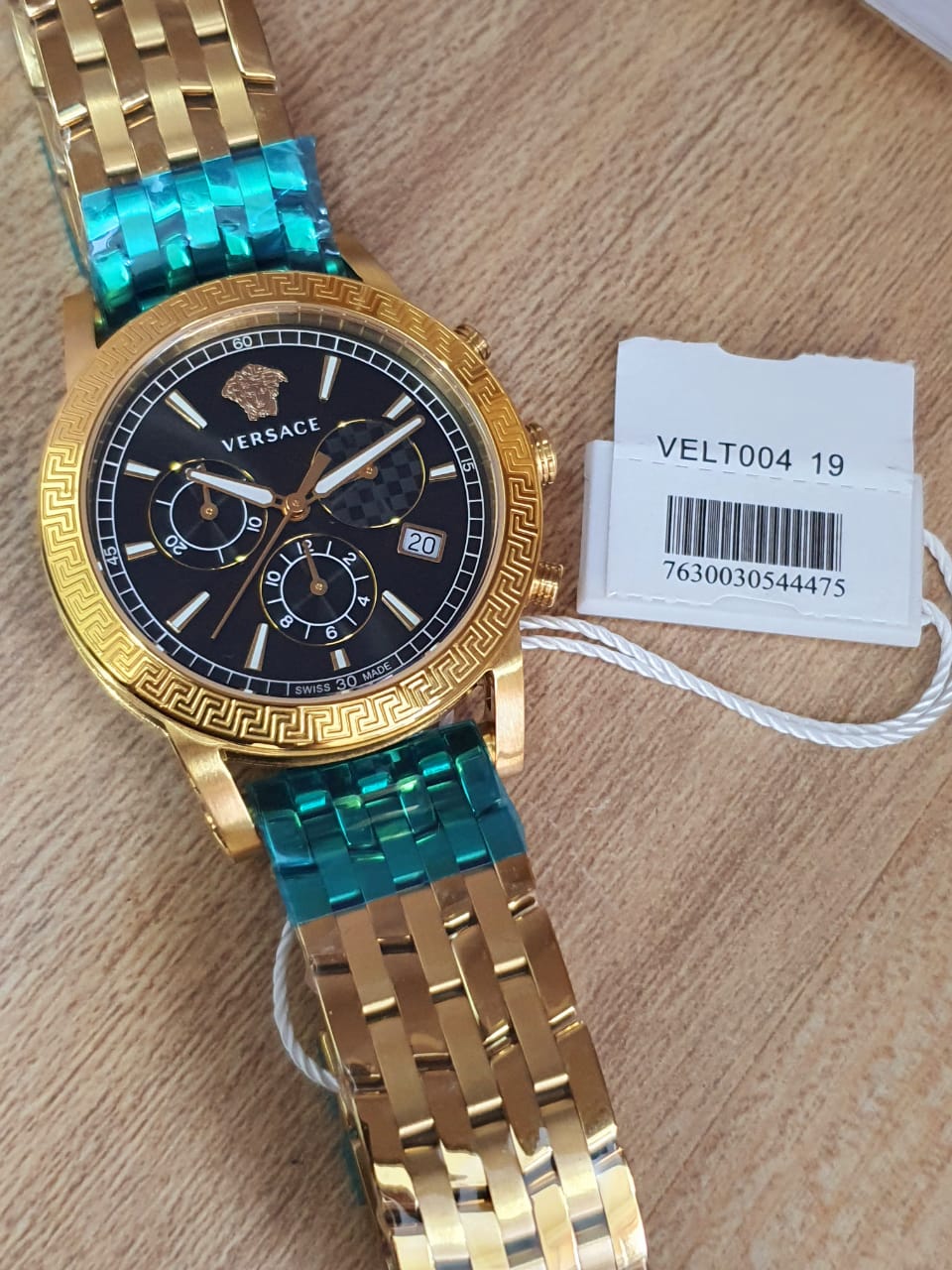  Shop Authentic Versace Sport Tech Chronograph Black Dial Gold Steel Strap Watch for Men - VELT00419 - Luxxuri