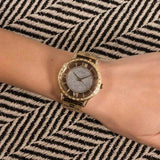  Shop Authentic Guess Analog Diamonds Silver Dial Gold Steel Strap Watch For Women - W1013l2 - Luxxuri