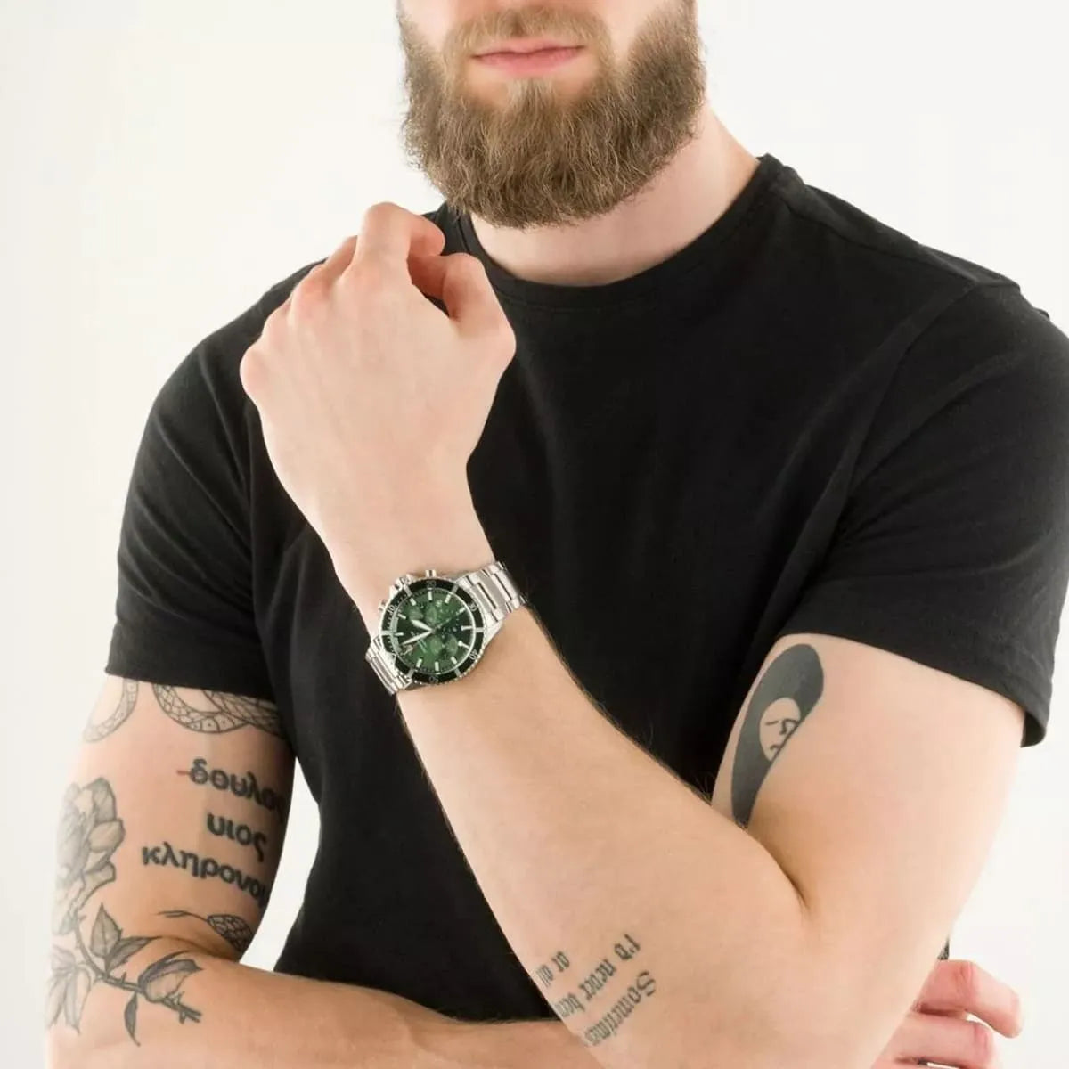  Shop Authentic Emporio Armani Diver Chronograph Green Dial Silver Steel Strap Watch For Men - AR11500 - Luxxuri