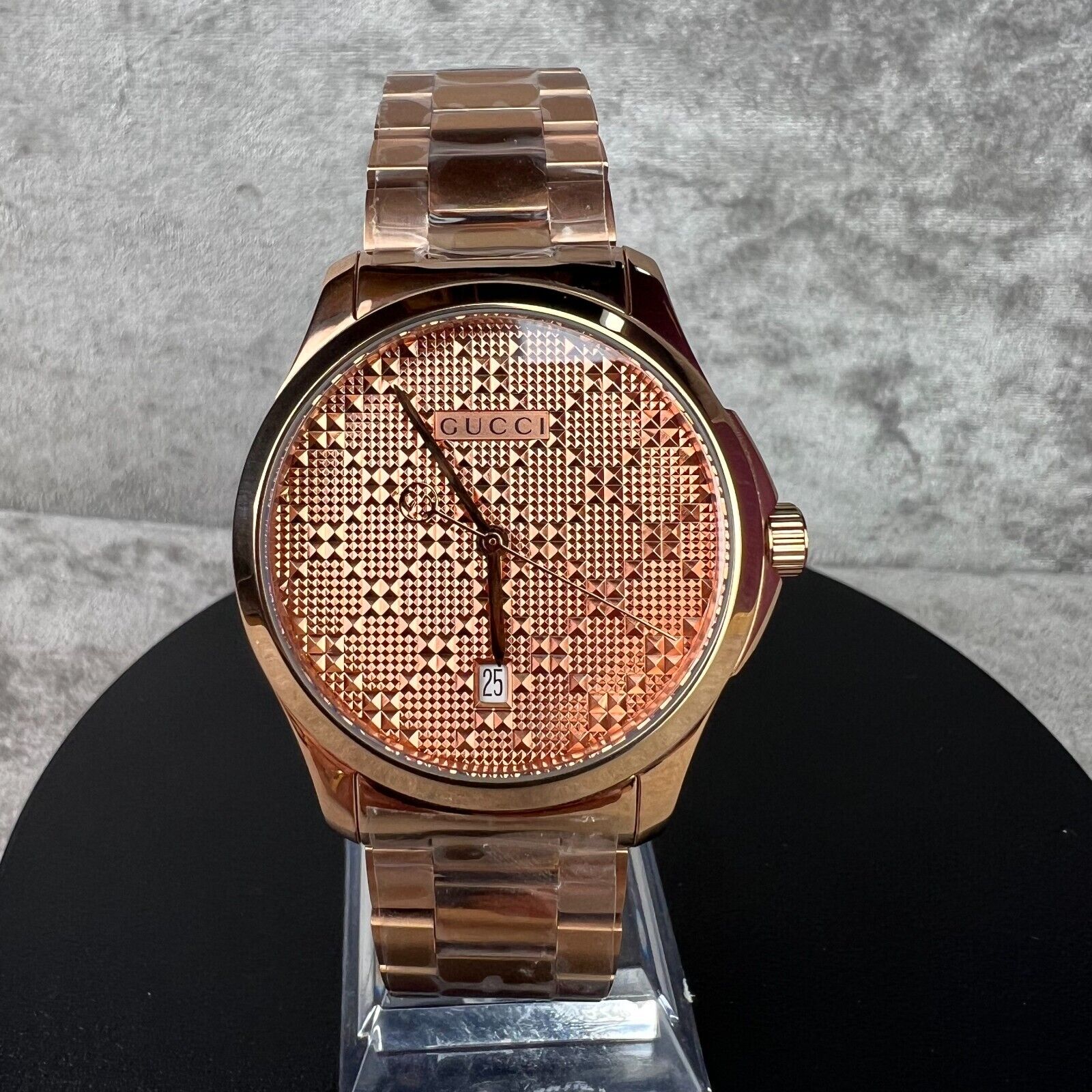  Shop Authentic Gucci G Timeless Quartz Gold Dial Gold Steel Strap Watch For Women - YA126482 - Luxxuri