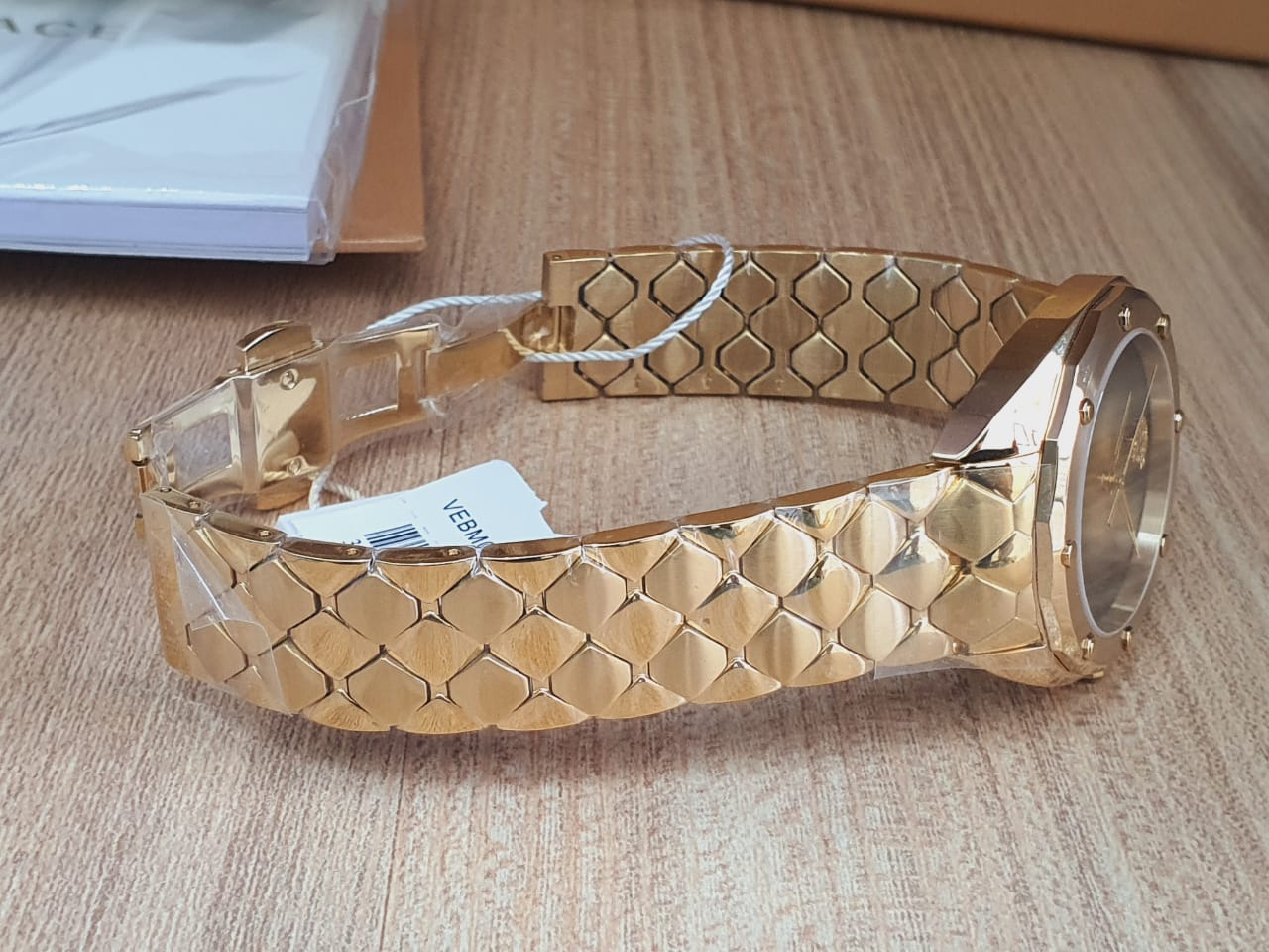  Shop Authentic Versace Shadov Quartz Gold Dial Gold Steel Strap Watch for Women - VEBM00618 - Luxxuri