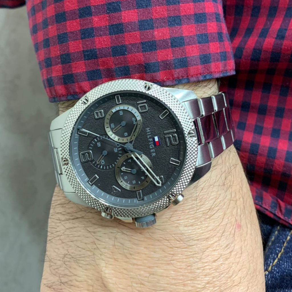  Shop Authentic Tommy Hilfiger Blaze Chronograph Black Dial Silver Steel Strap Watch For Men - 1792029 - Luxxuri