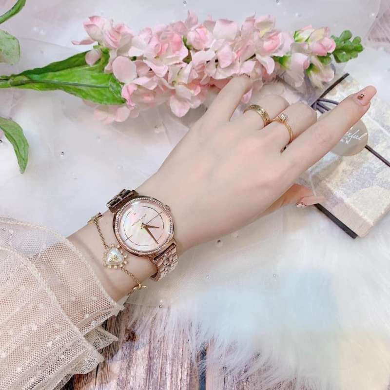  Shop Authentic Michael Kors Cinthia Mother of Pearl Rose Gold Dial Rose Gold Steel Strap Watch for Women - MK3643 - Luxxuri