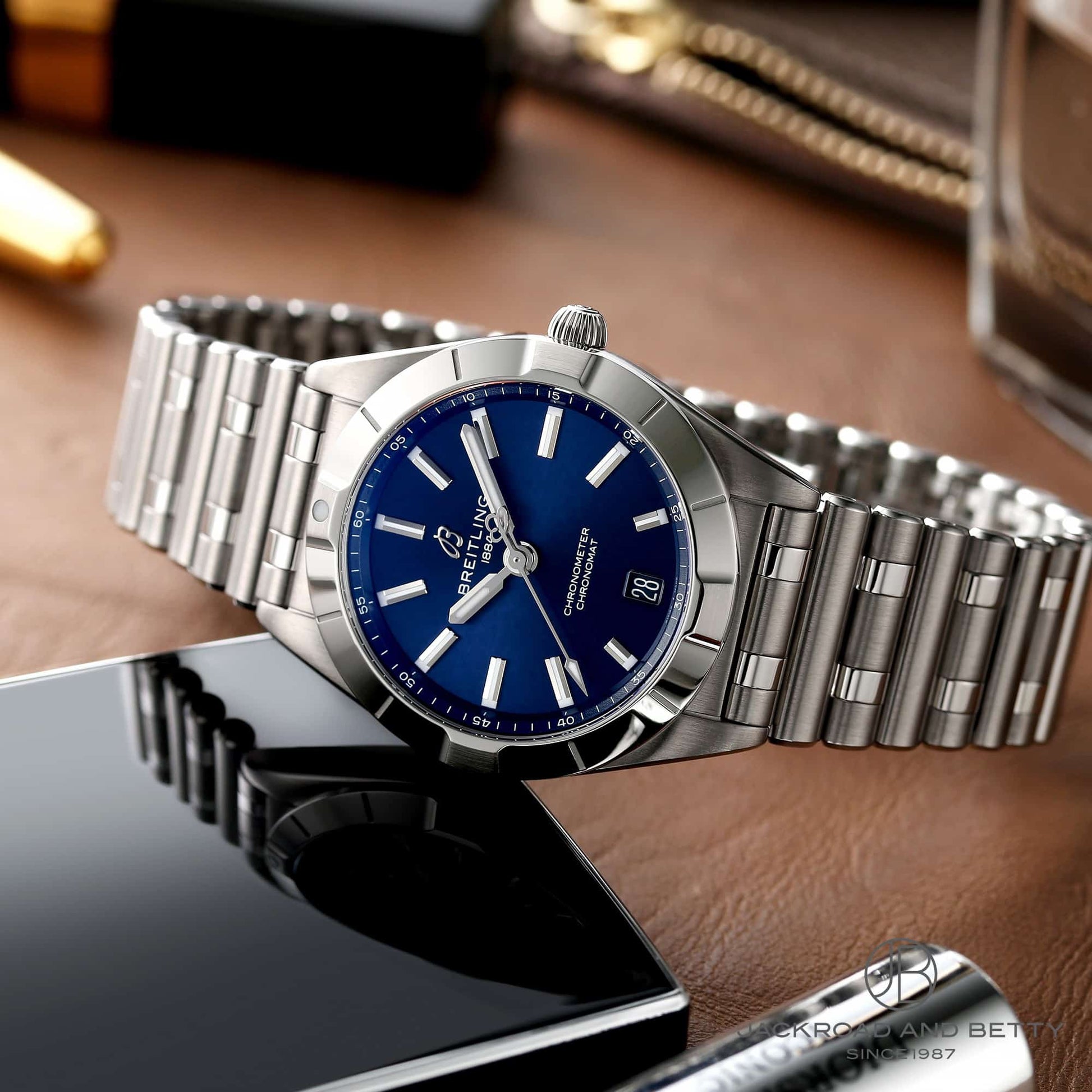  Shop Authentic Breitling Chronomat 32 Blue Dial Silver Steel Strap Watch for Women - A77310101C1A1 - Luxxuri