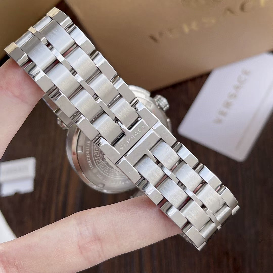  Shop Authentic Versace Quartz Black Dial Silver Steel Strap Watch For Men - VBR080018 - Luxxuri