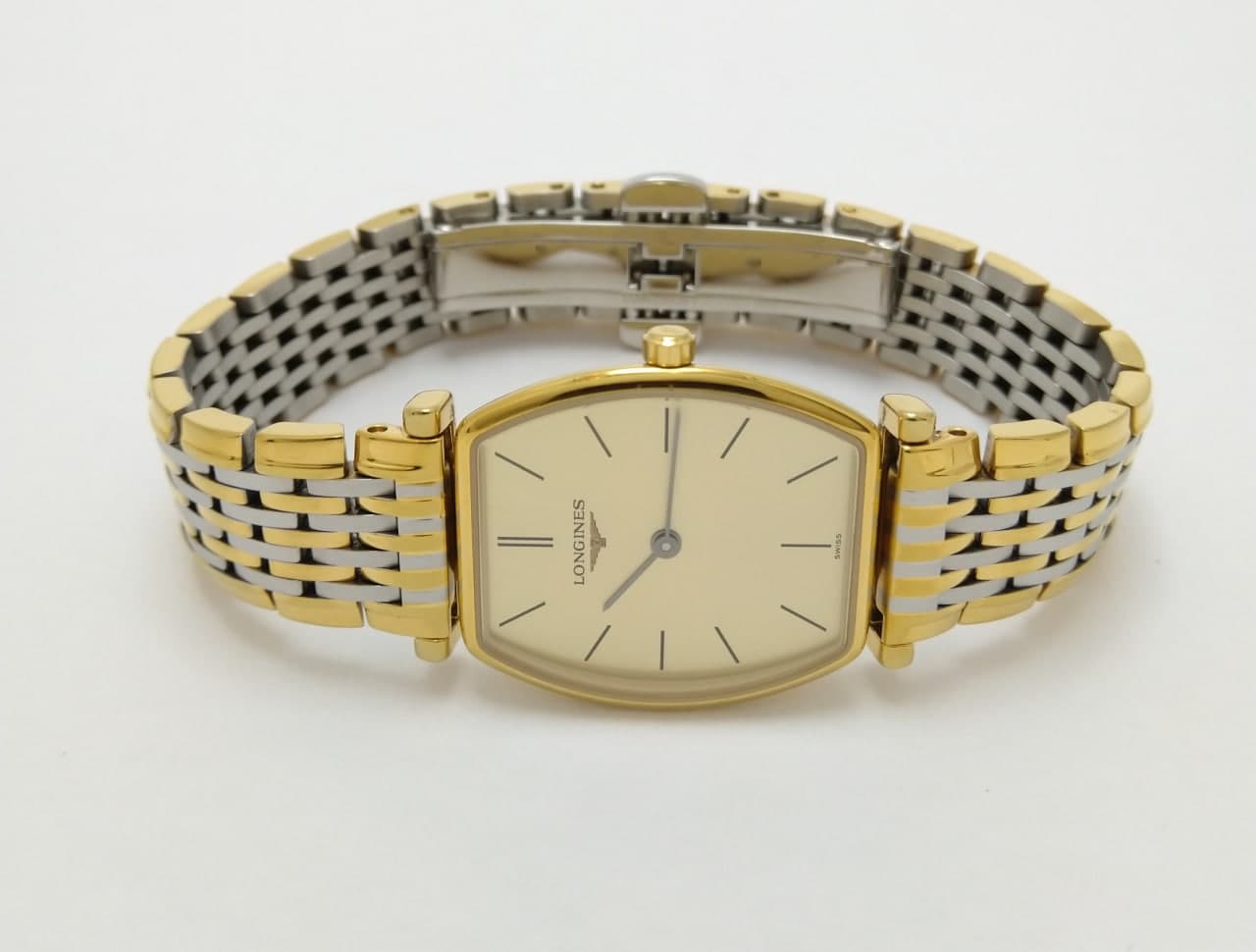 Shop Authentic Longines La Grande Classique Tonneau 22 Yellow Gold Watch for Women - L4.205.2.32.7 - Luxxuri