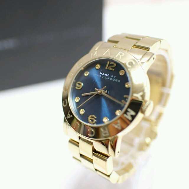  Shop Authentic Marc Jacobs Amy Green Dial Gold Steel Strap Watch for Women - MBM8619 - Luxxuri