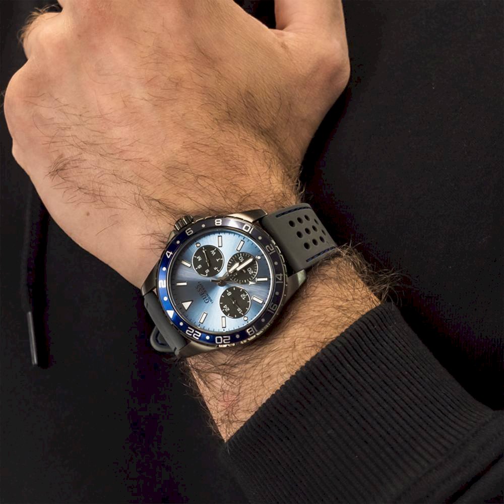  Shop Authentic Guess Odyssey Blue Dial Grey Rubber Strap Watch For Men - W1108G6 - Luxxuri