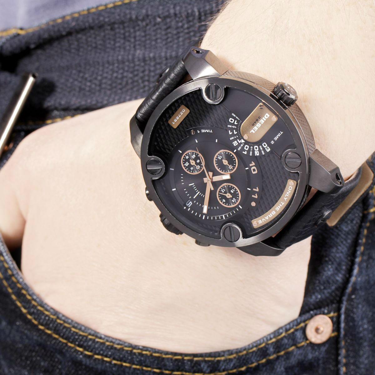  Shop Authentic Diesel Little Daddy Chronograph Black Dial Black Leather Strap Watch For Men - DZ7291 - Luxxuri