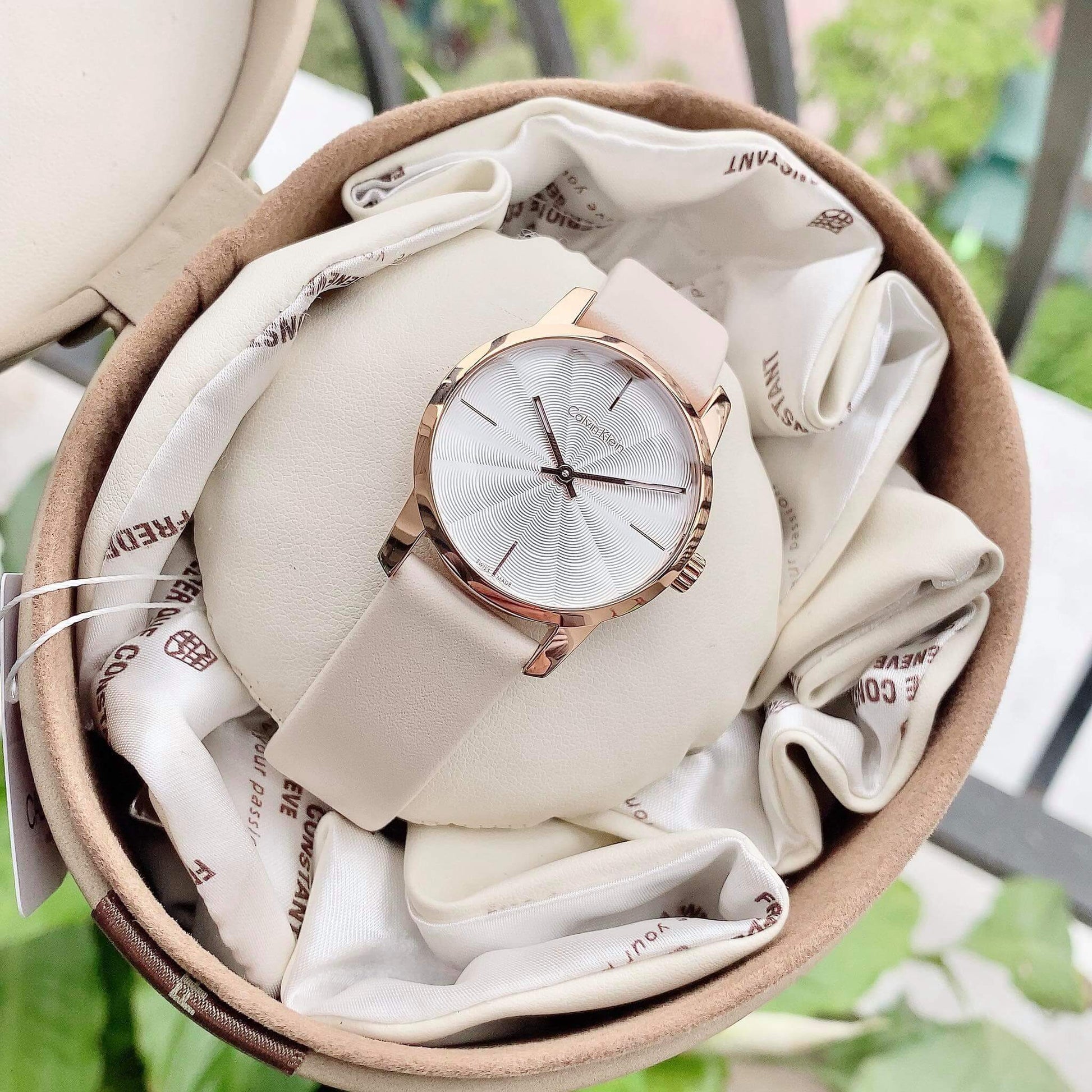  Shop Authentic Calvin Klein City Silver Dial White Leather Strap Watch for Women - K2G236X6 - Luxxuri