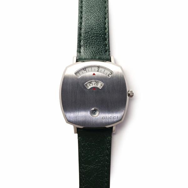  Shop Authentic Gucci Grip Quartz Silver Dial Green Leather Strap Unisex Watch - YA157406 - Luxxuri