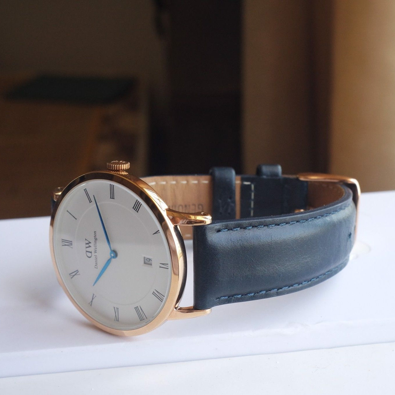  Shop Authentic Daniel Wellington Dapper Somerset White Dial Blue Leather Strap Watch For Men - DW00100193 - Luxxuri