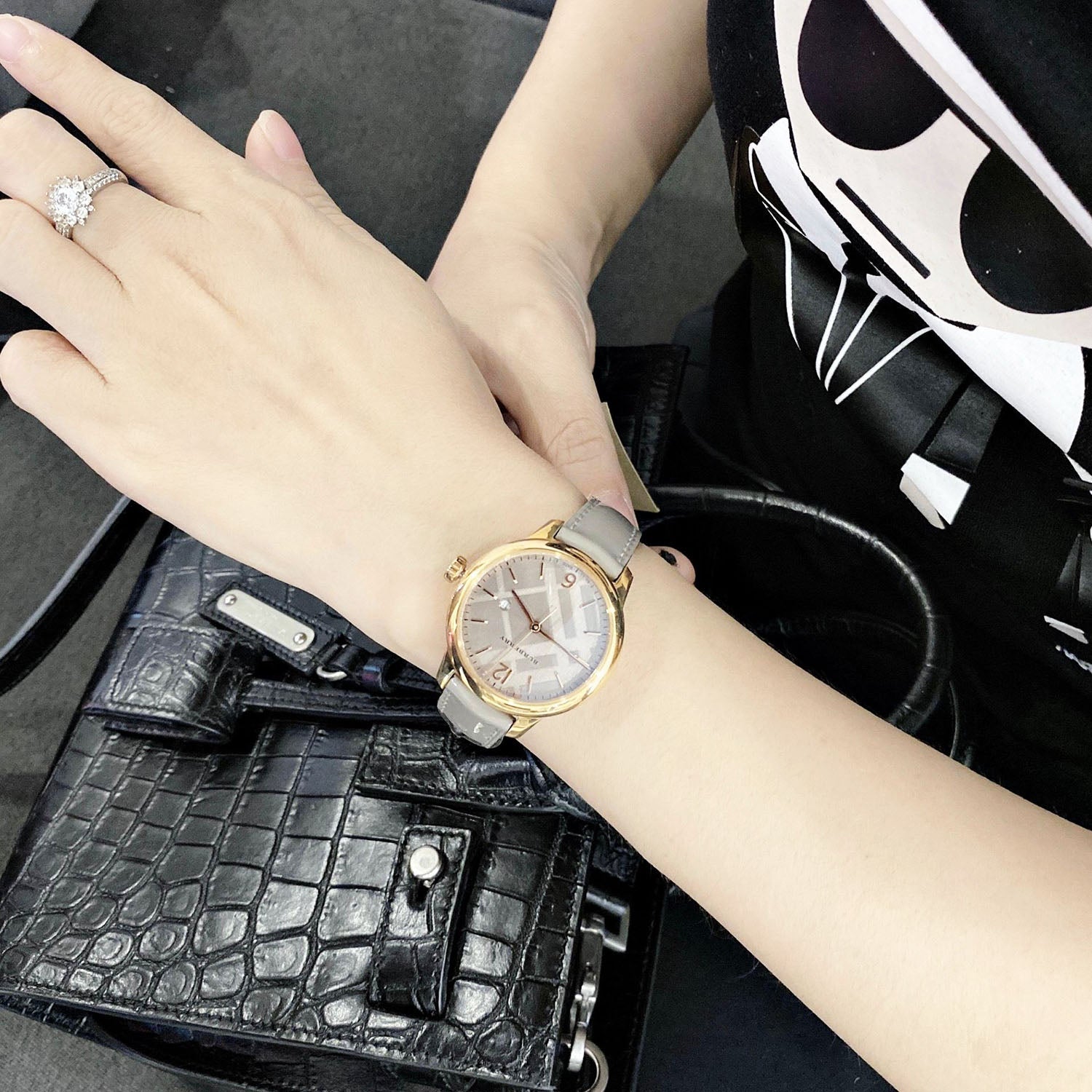  Shop Authentic Burberry The Classic Quartz Grey Dial Grey Leather Strap Watch For Women - BU10119 - Luxxuri