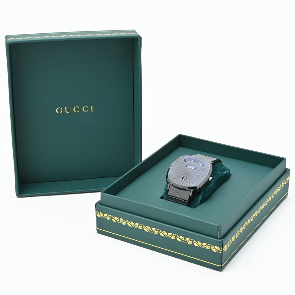  Shop Authentic Gucci Grip Quartz Grey Dial Grey Steel Strap Watch For Men - YA157429 - Luxxuri