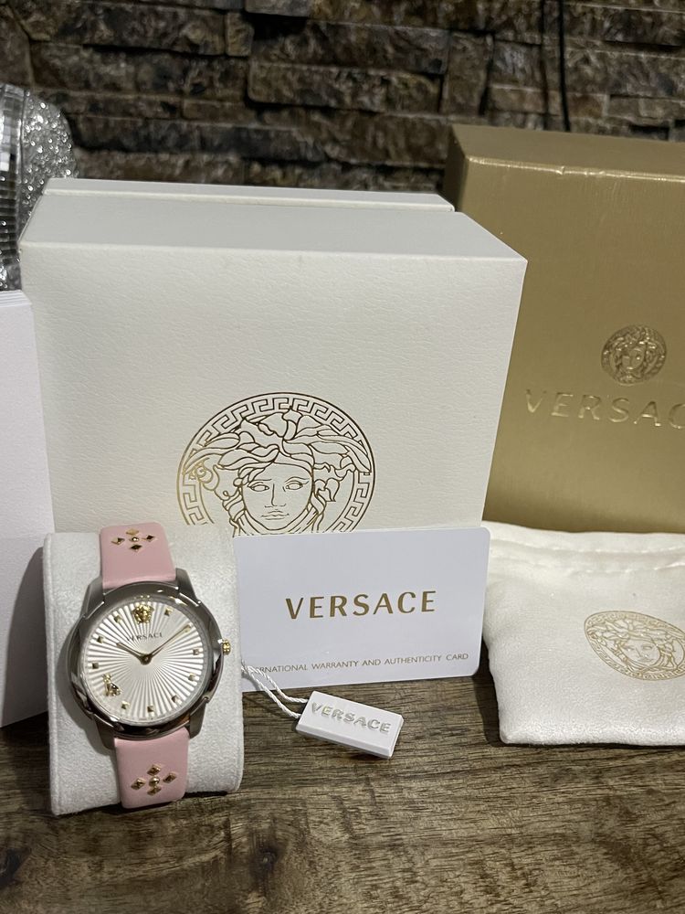  Shop Authentic Versace Audrey Quartz White Dial Pink Leather Strap Watch for Women - VELR00119 - Luxxuri