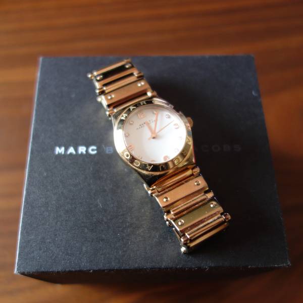  Shop Authentic Marc Jacobs Amy White Dial Rose Gold Steel Strap Watch for Women - MBM8559 - Luxxuri