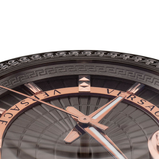  Shop Authentic Versace Viamond Quartz Black Dial Grey Steel Strap Watch For Men - VEPO00520 - Luxxuri