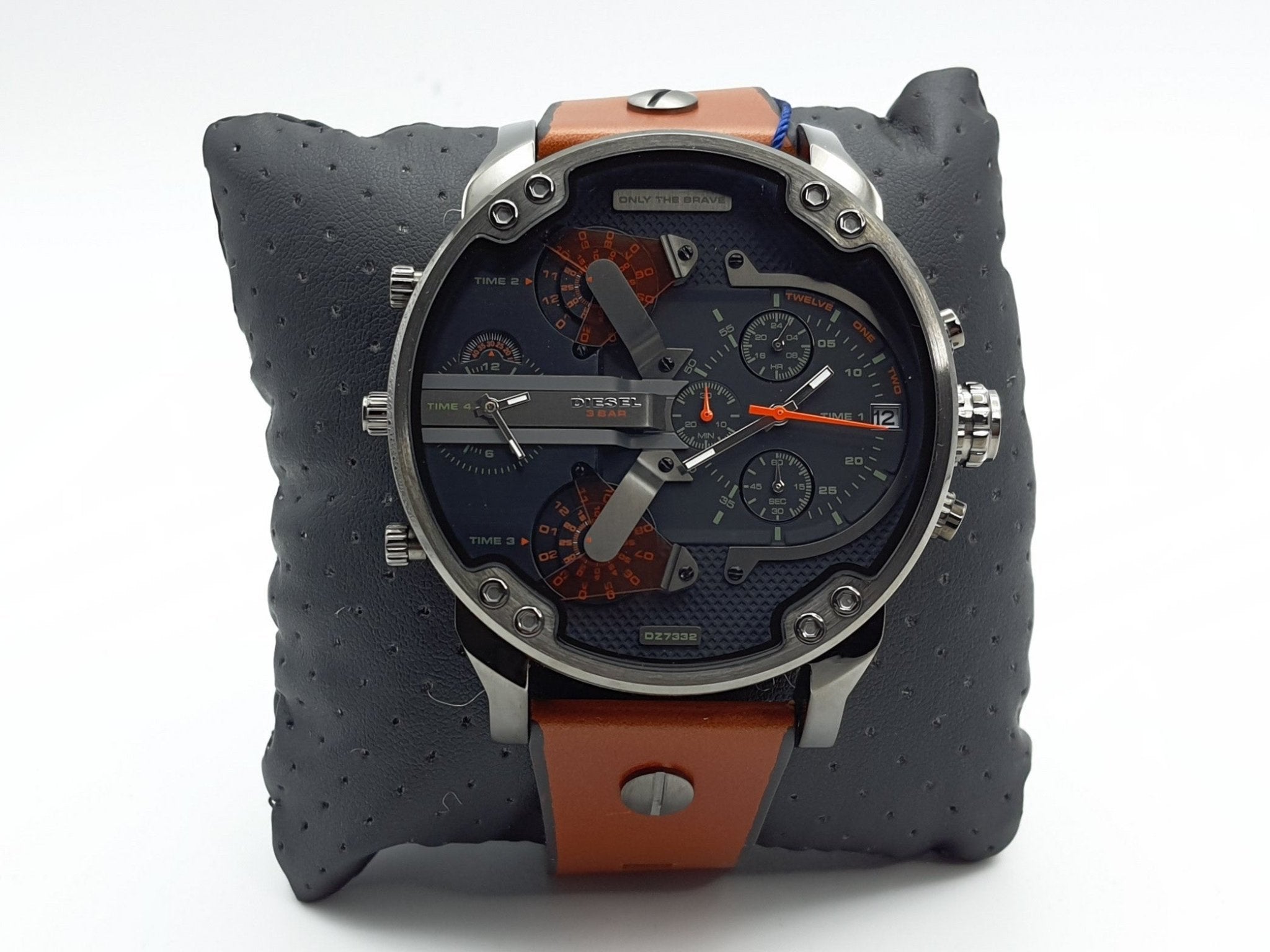 Diesel Mr Daddy 2.0 Black Dial Brown Leather Strap Watch For Men - DZ7332