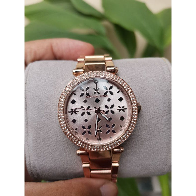  Shop Authentic Michael Kors Parker Rose Gold Dial Steel Strap Watch for Women - MK6470 - Luxxuri