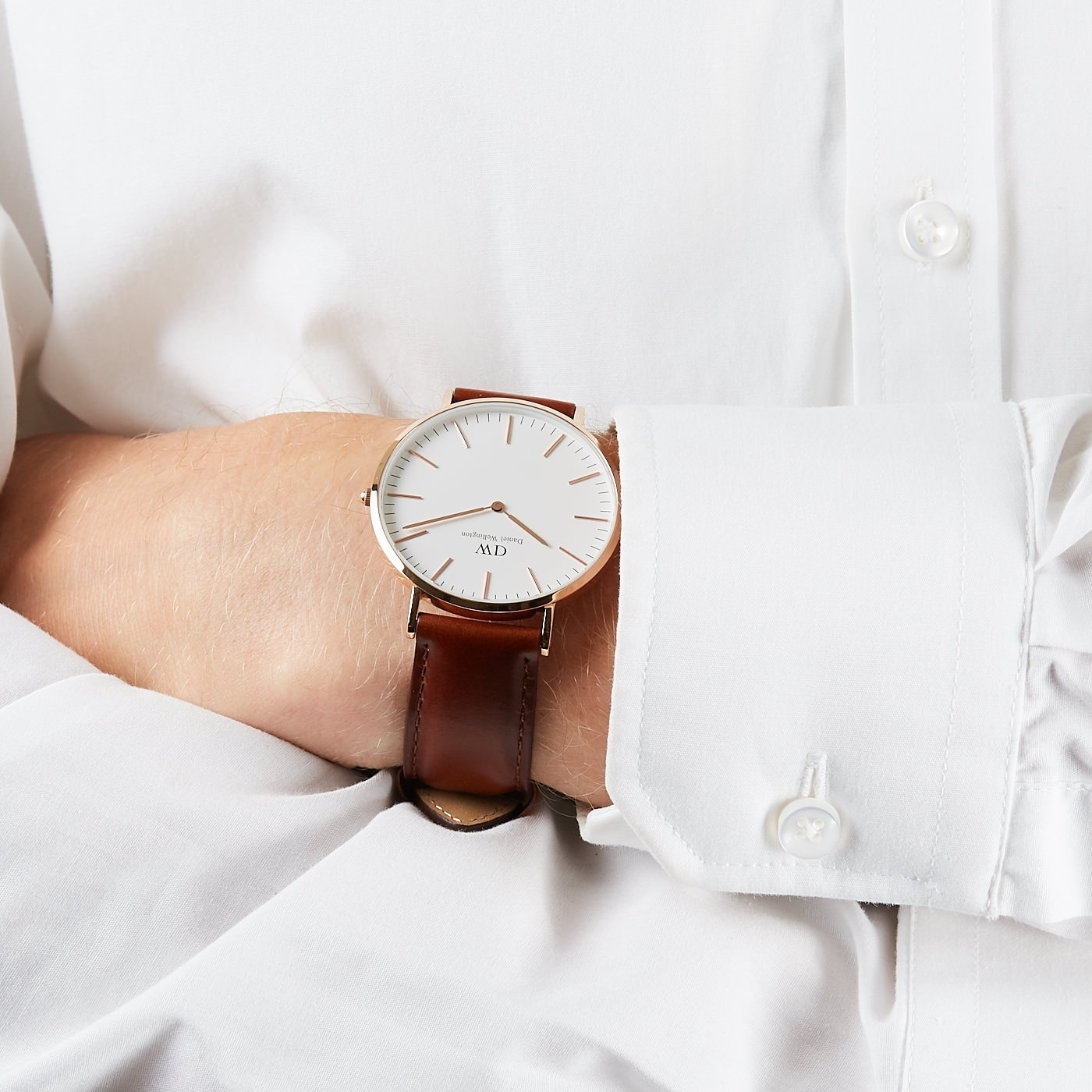  Shop Authentic Daniel Wellington Classic St Mawes White Dial Brown Leather Strap Watch For Men - DW00100006 - Luxxuri