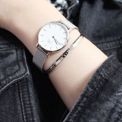  Shop Authentic Daniel Wellington Petite Sterling White Dial Silver Mesh Bracelet Watch For Women - DW00100164 - Luxxuri