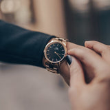  Shop Authentic Daniel Wellington Iconic Link Black Dial Rose Gold Steel Strap Watch for Women - DW00100212 - Luxxuri