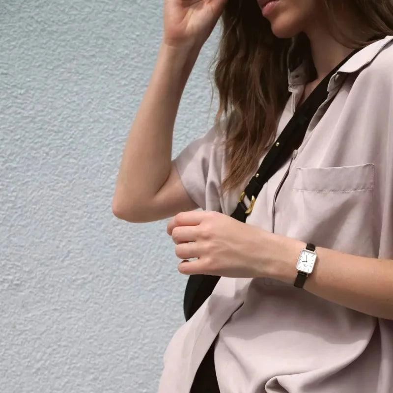  Shop Authentic Daniel Wellington Quadro White Dial Black Leather Strap Watch For Women - DW00100434 - Luxxuri