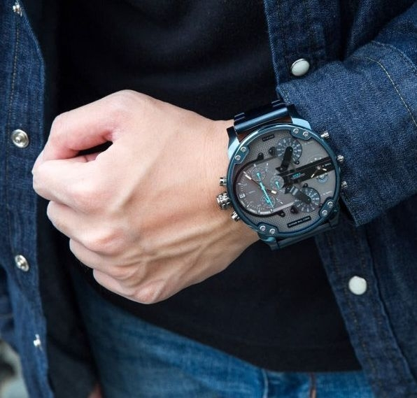  Shop Authentic Diesel Daddy 2.0 Chronograph Quartz Grey Dial Blue Steel Strap Watch For Men - DZ7414 - Luxxuri