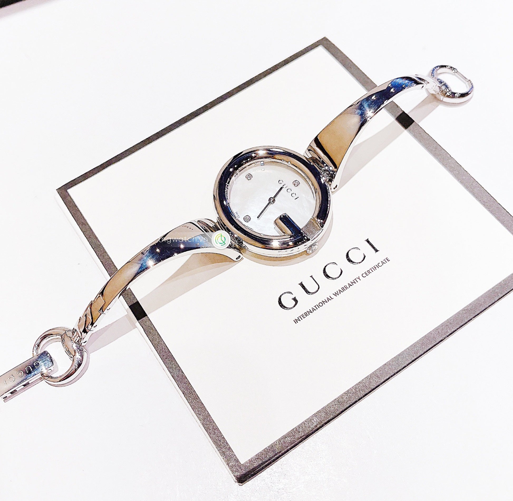  Shop Authentic Gucci Guccissima Diamonds Mother of Pearl Dial Silver Steel Strap Watch For Women - YA134303 - Luxxuri