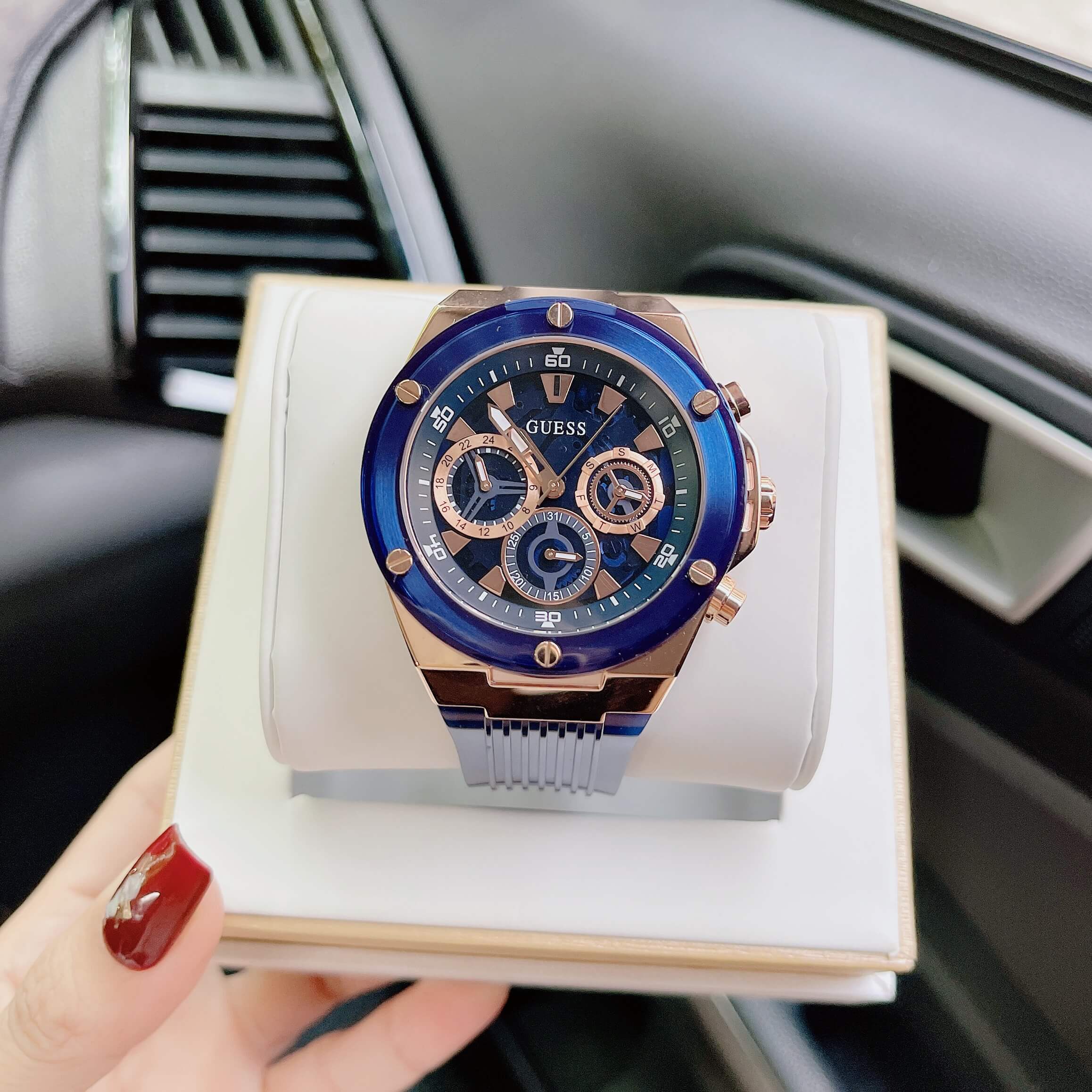 Guess Poseidon Chronograph Blue Dial Blue Silicone Strap Watch For Men - GW0425G3