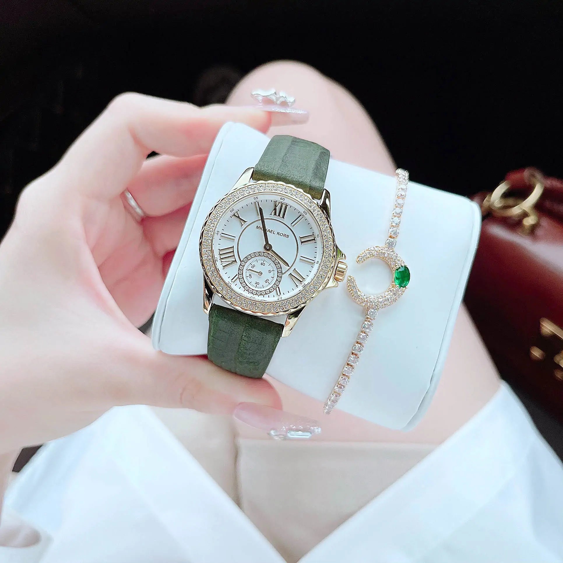  Shop Authentic Michael Kors Mini Everest Crystals White Dial Green Leather Strap Watch for Women - MK4720 - Luxxuri