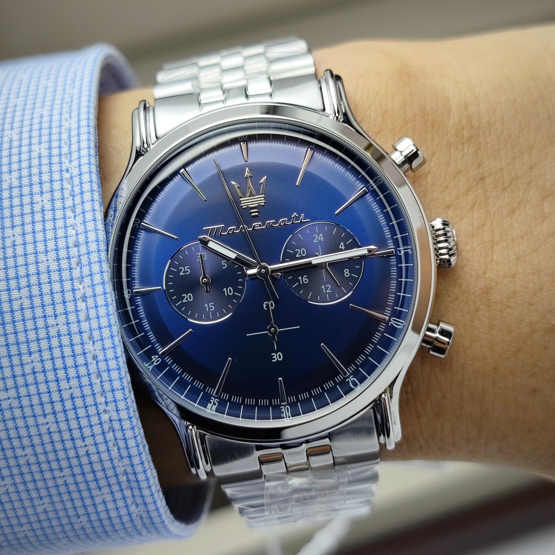  Shop Authentic Maserati Epoca Chronograph Blue Dial Silver Steel Strap Watch For Men - R8873618024 - Luxxuri