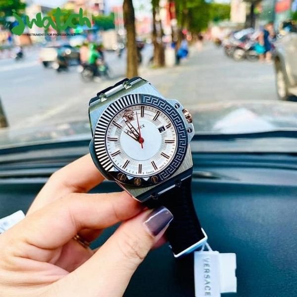  Shop Authentic Versace Chain Reaction Quartz White Dial Black Rubber Strap Watch for Men - VEDY00219 - Luxxuri