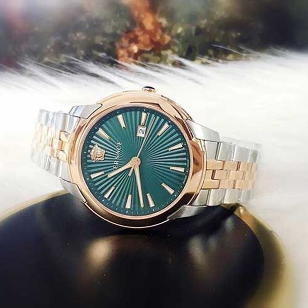  Shop Authentic Versace V-Urban Green Dial Two Tone Steel Strap Watch for Men - VELQ00619 - Luxxuri