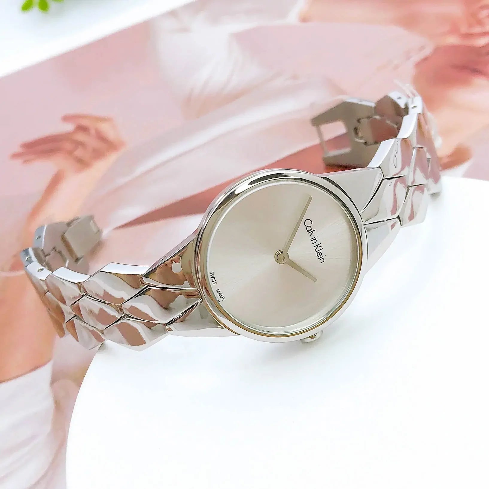  Shop Authentic Calvin Klein Snake Silver Dial Silver Steel Strap Watch For Women - K6E23146 - Luxxuri