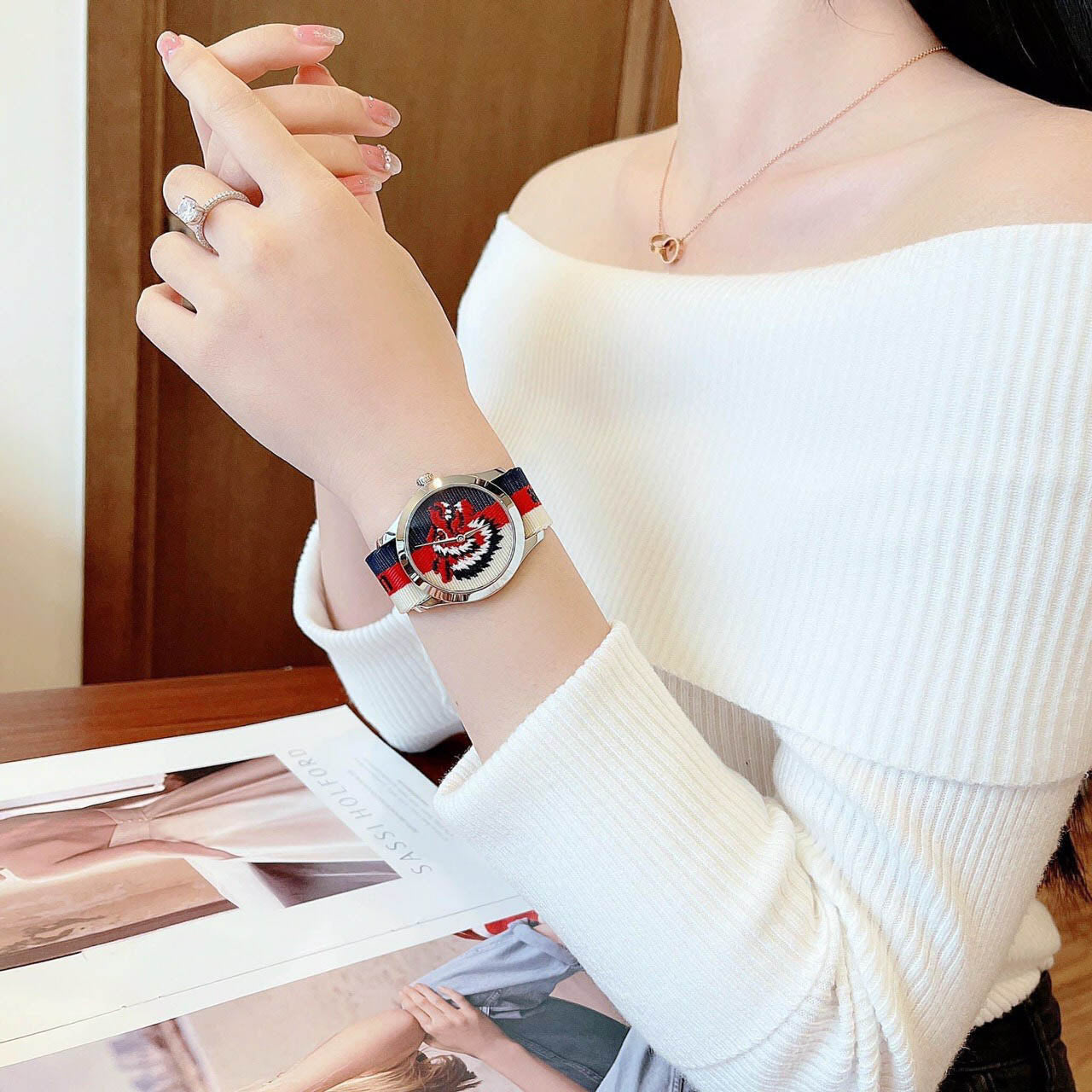  Shop Authentic Gucci G Timeless Quartz White Red Blue Dial Multicolored NATO Strap Watch For Men - YA1264059 - Luxxuri