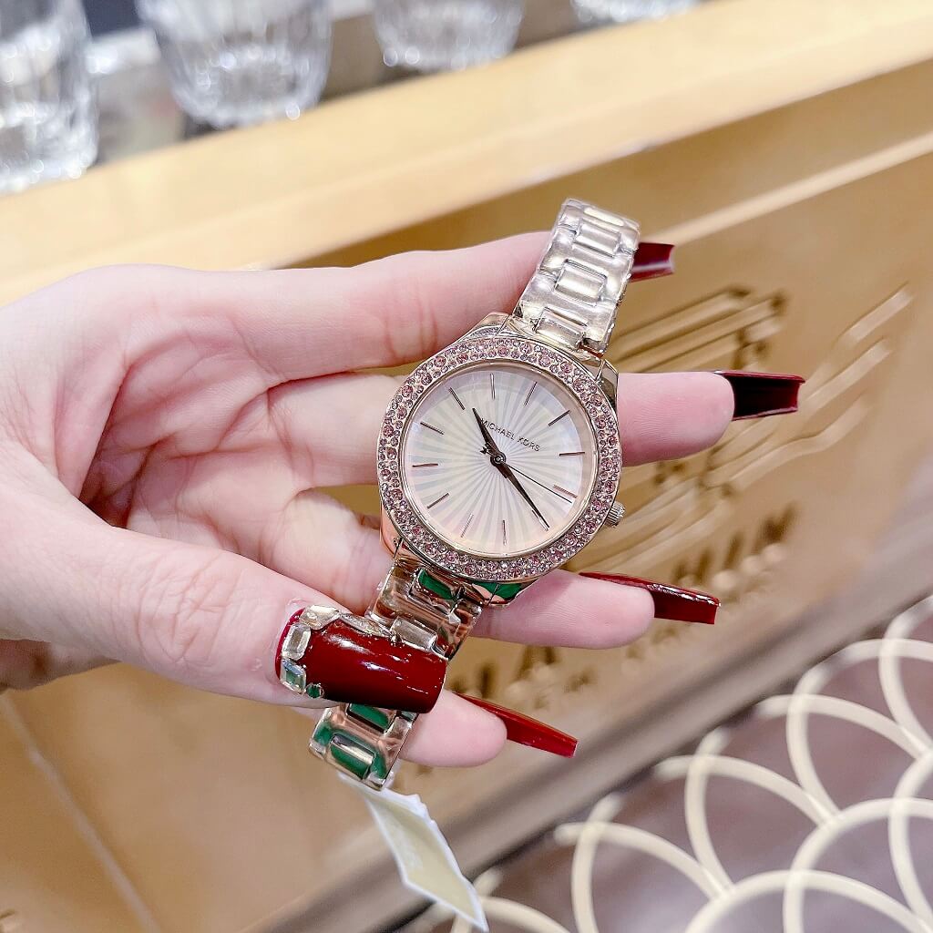  Shop Authentic Michael Kors Lilane Quartz Rose Gold Dial Rose Gold Steel Strap Watch For Women - MK1068 - Luxxuri