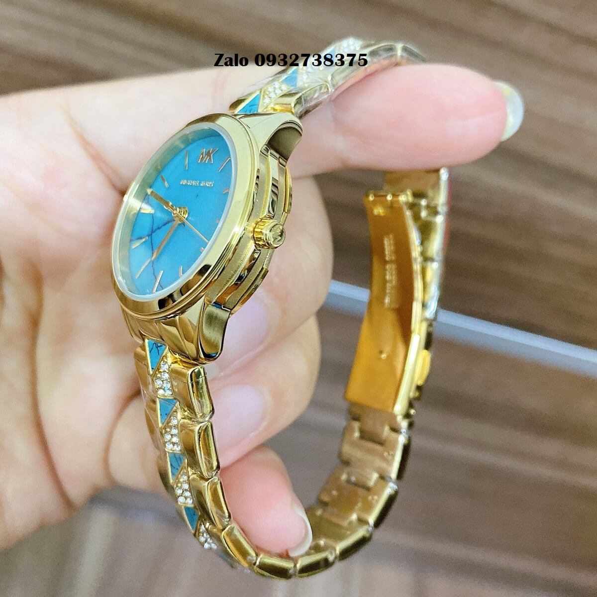  Shop Authentic Michael Kors Petite Runway Mercer Blue Dial Gold Steel Strap Watch For Women - MK6673 - Luxxuri