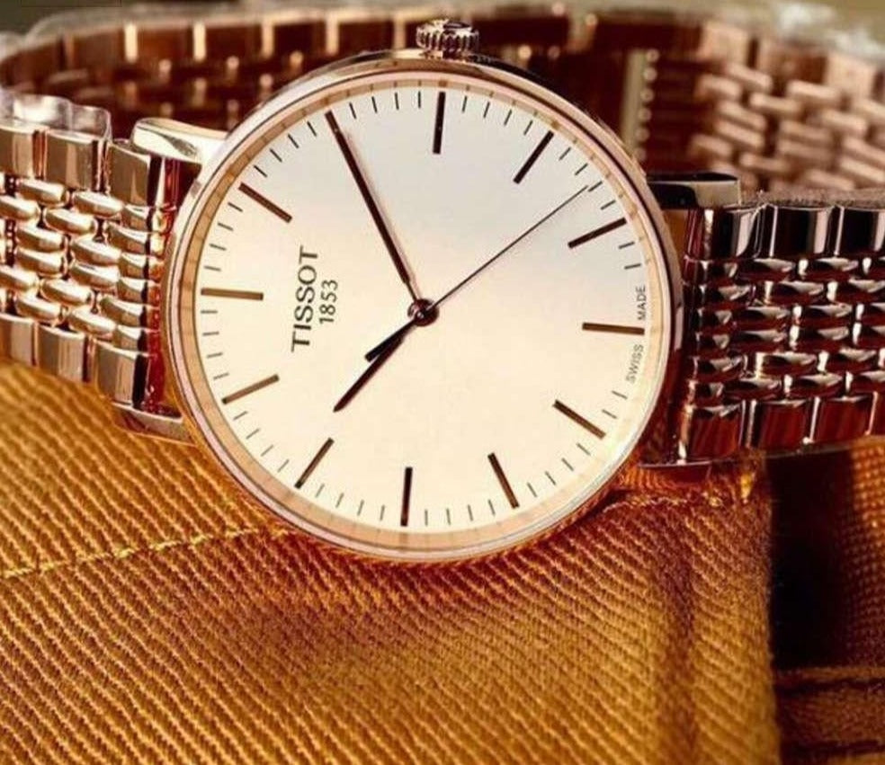  Shop Authentic Tissot T Classic Everytime Small White Dial Rose Gold Mesh Bracelet Watch For Women - T109.210.33.031.00 - Luxxuri