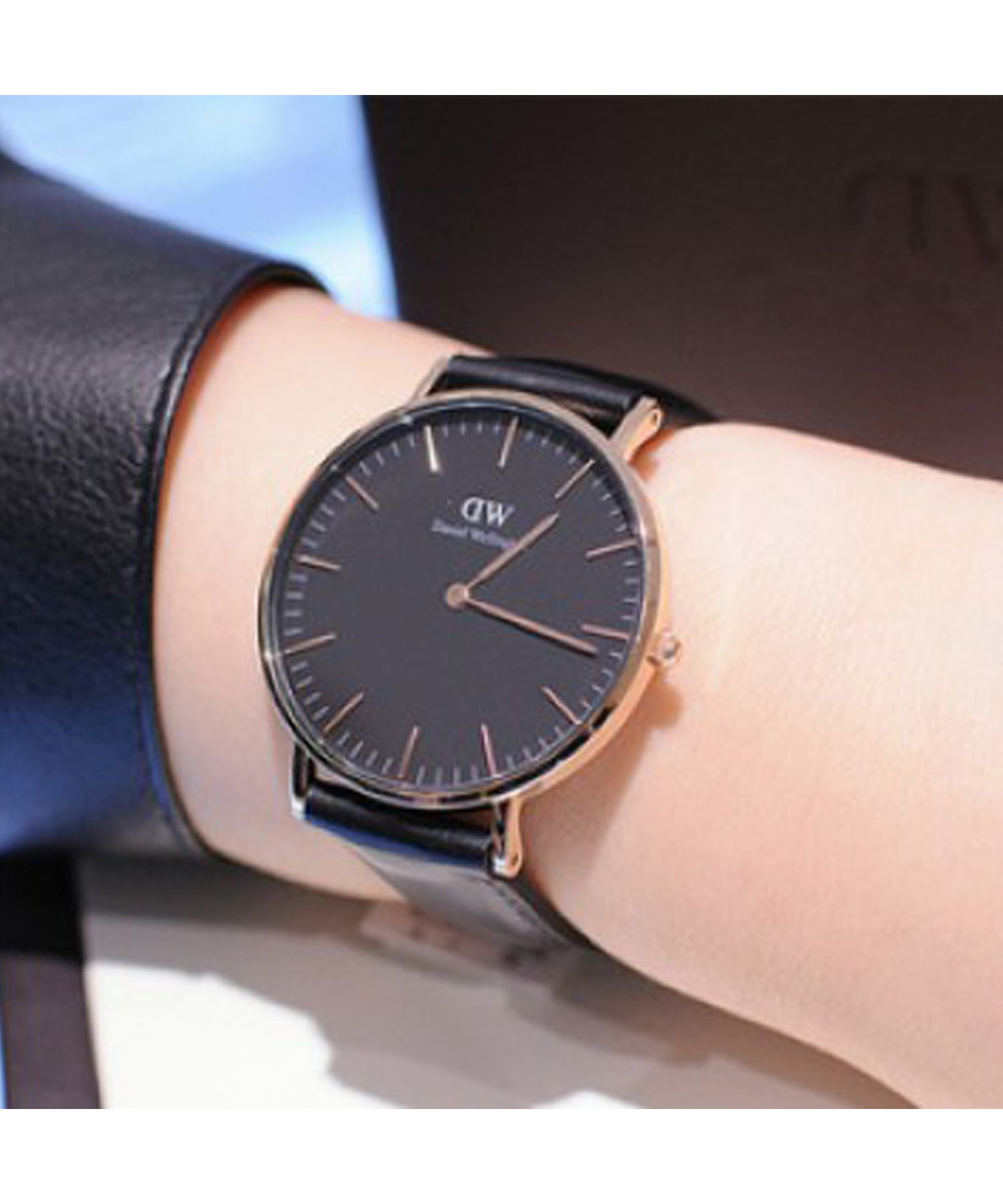 Shop Authentic Daniel Wellington Classic Reading Black Dial Black Leather Strap Watch For Men - DW00100129 - Luxxuri