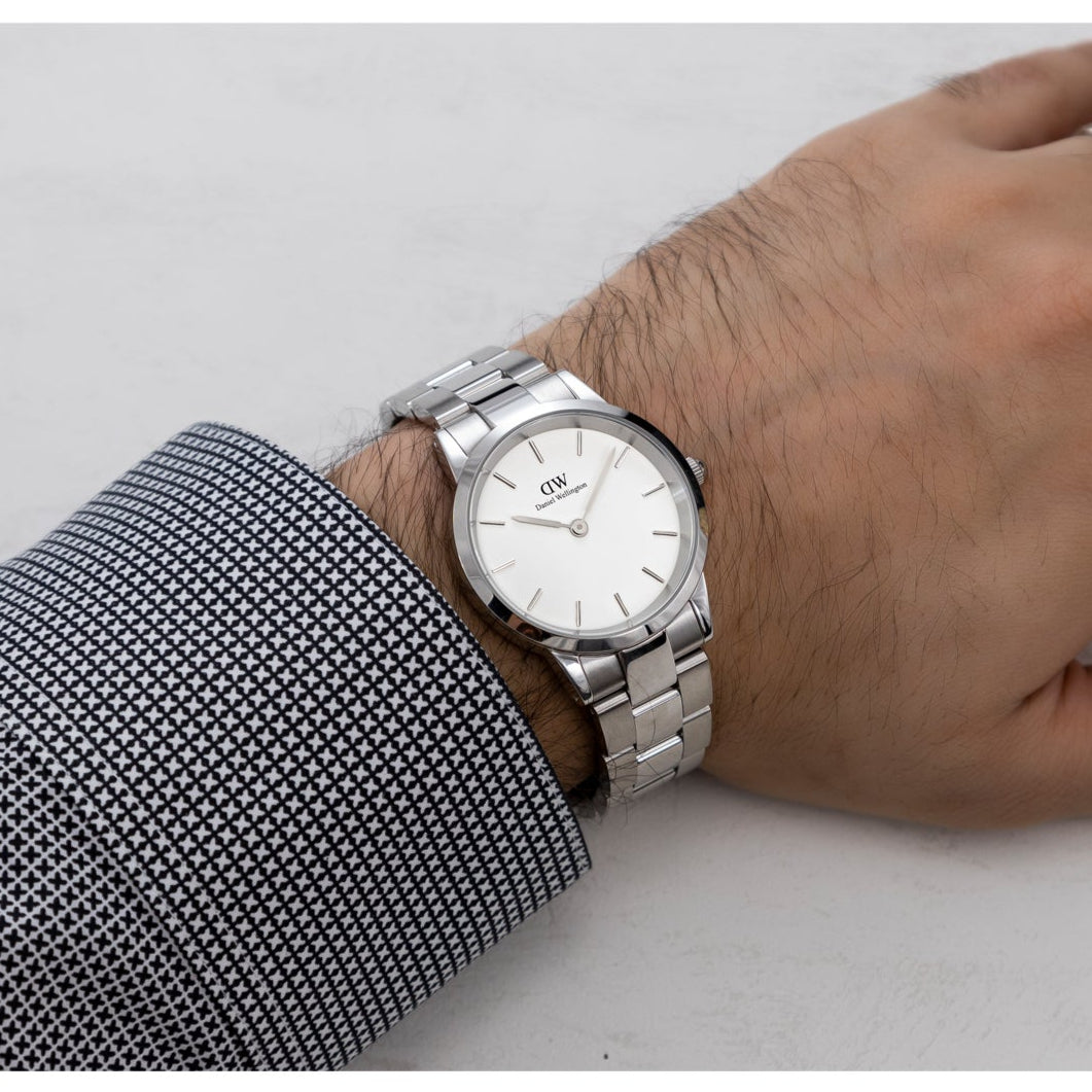  Shop Authentic Daniel Wellington Iconic Link White Dial Silver Steel Strap Watch for Women - DW00100203 - Luxxuri