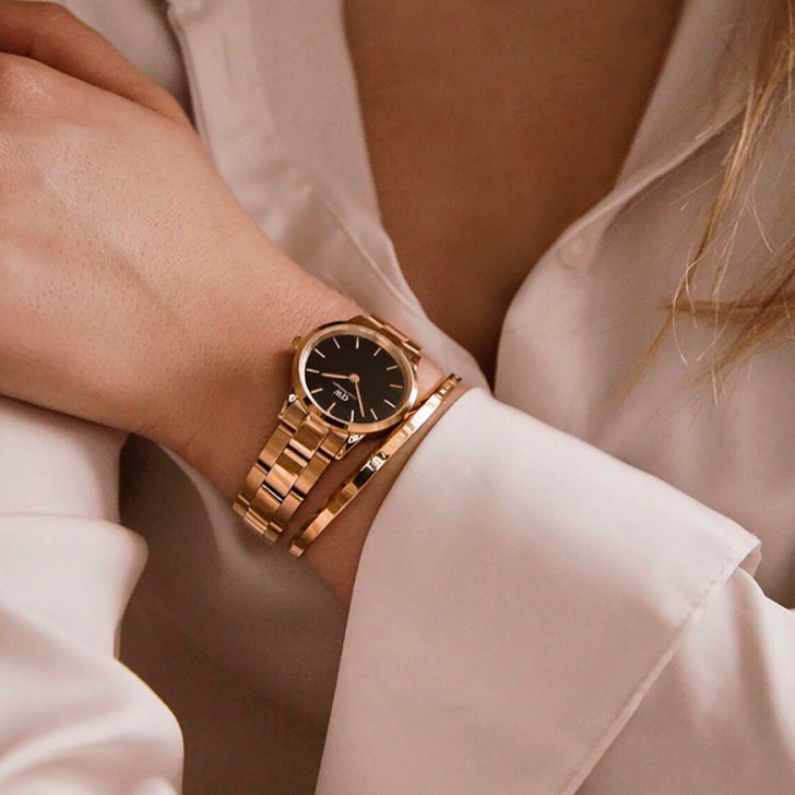  Shop Authentic Daniel Wellington Iconic Link Black Dial Rose Gold Steel Strap Watch for Women - DW00100210 - Luxxuri